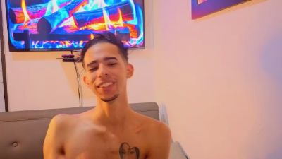 alexandrooo260 live cam on Cam4