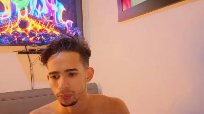 alexandrooo260 live cam on Cam4