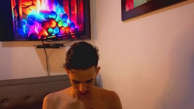 alexandrooo260 live cam on Cam4