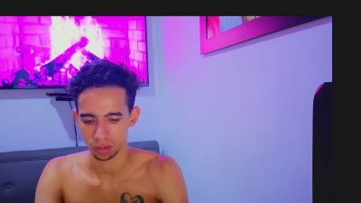 alexandrooo260 live cam on Cam4