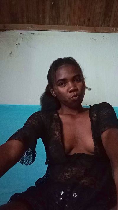 alexiah3 live cam on Cam4
