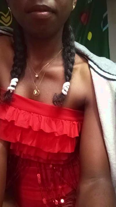 alexiah3 live cam on Cam4