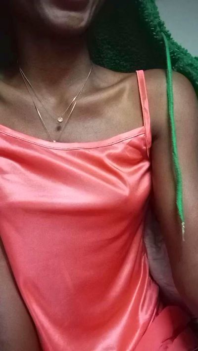 alexiah3 live cam on Cam4