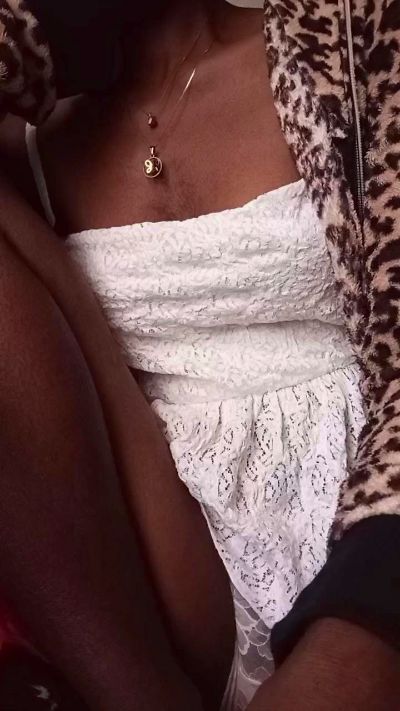 alexiah3 live cam on Cam4