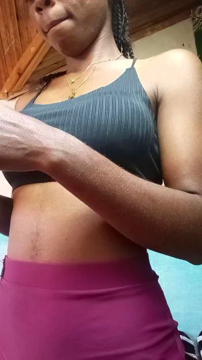 alexiah3 live cam on Cam4