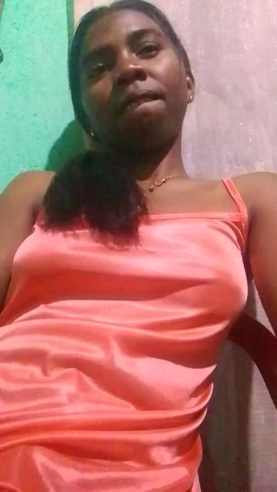alexiah3 live cam on Cam4