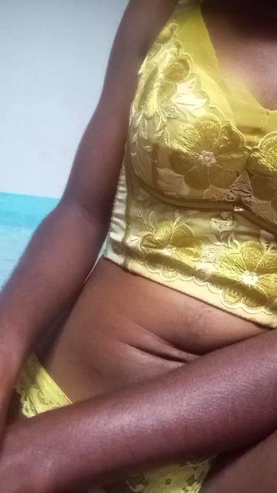 alexiah3 live cam on Cam4