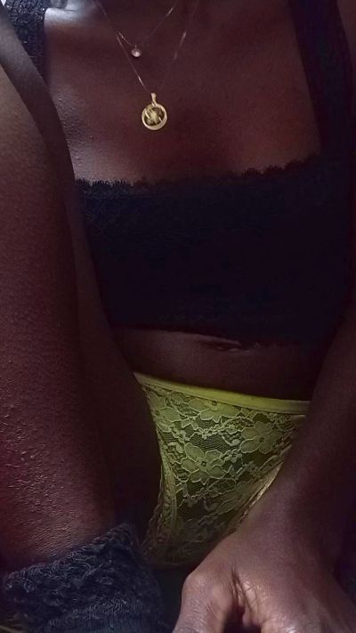 alexiah3 live cam on Cam4