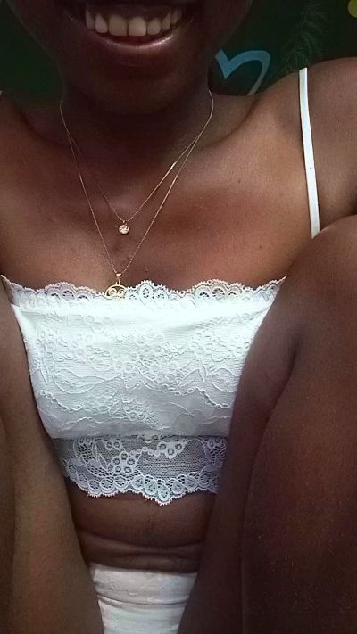 alexiah3 live cam on Cam4