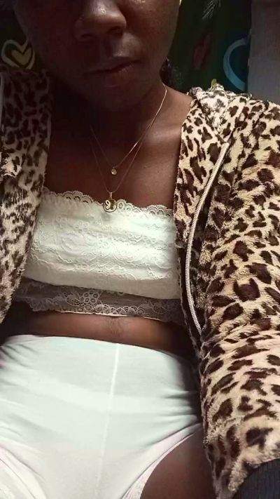 alexiah3 live cam on Cam4