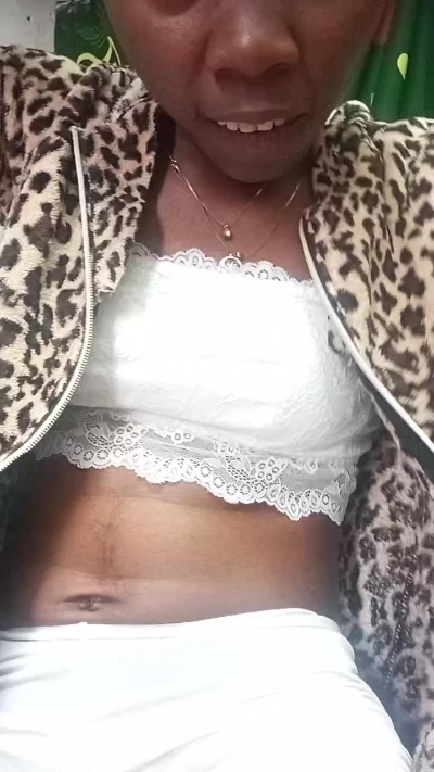 alexiah3 live cam on Cam4