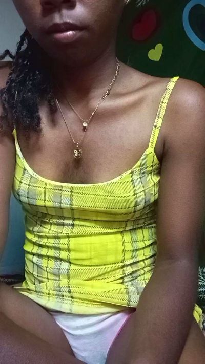 alexiah3 live cam on Cam4