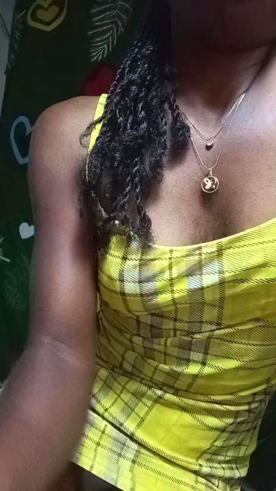 alexiah3 live cam on Cam4