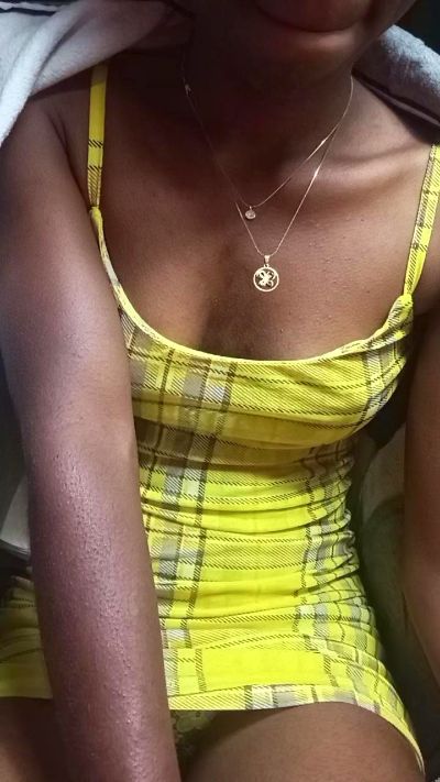 alexiah3 live cam on Cam4