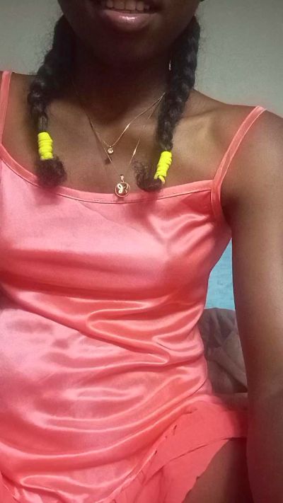 alexiah3 live cam on Cam4