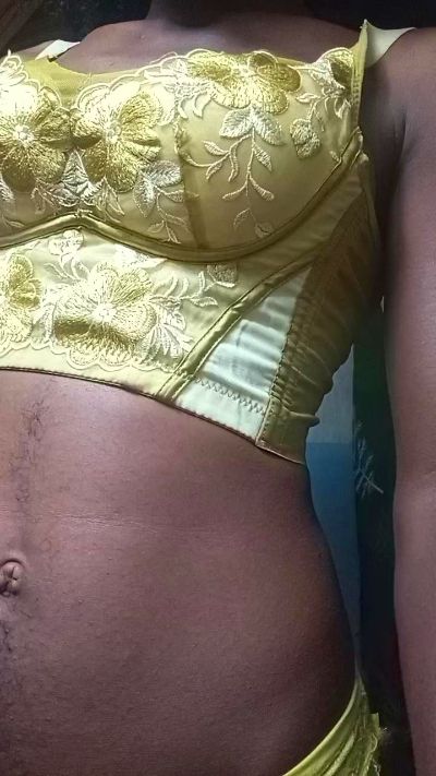 alexiah3 live cam on Cam4