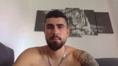 alexmndz live cam on Cam4