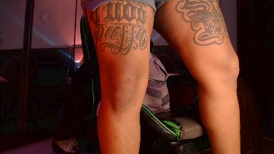 alexmonster2 live cam on Cam4