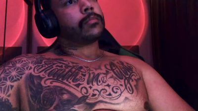 alexmonster2 live cam on Cam4