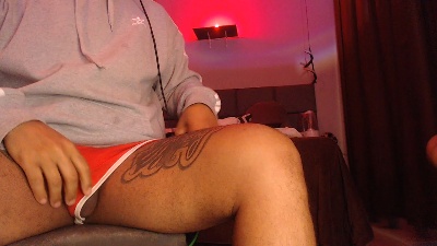 alexmonster2 live cam on Cam4