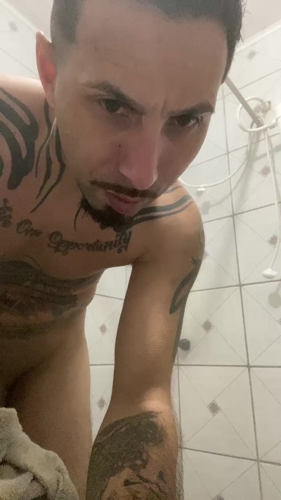 alfaman7 live cam on Cam4