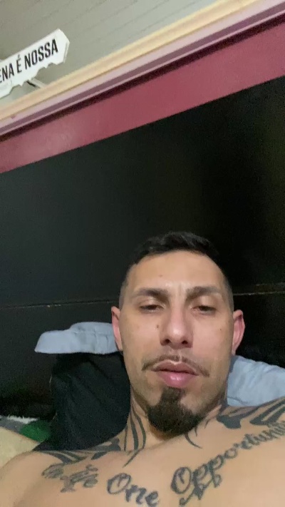 alfaman7 live cam on Cam4