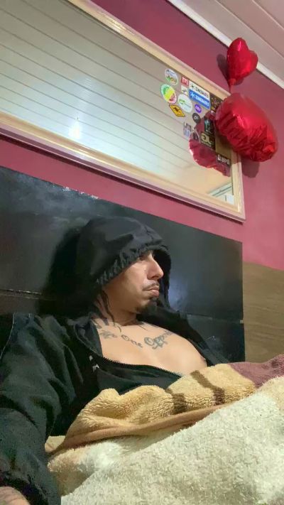 alfaman7 live cam on Cam4