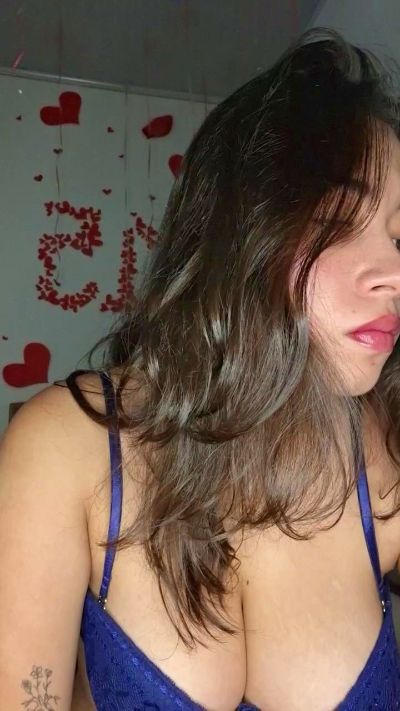 algodondeazucar live cam on Cam4