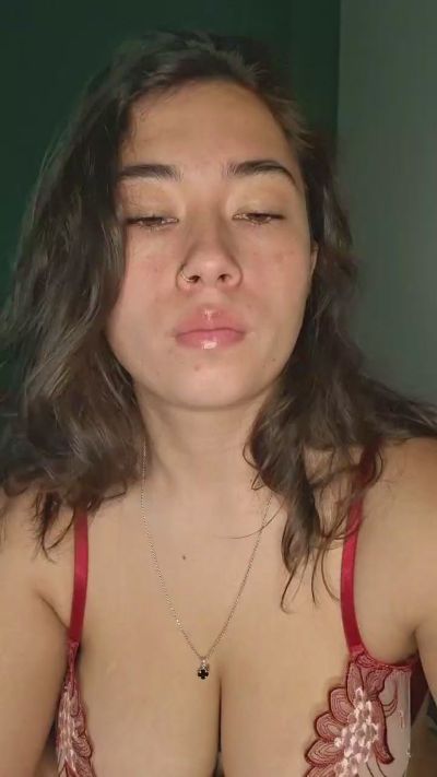 algodondeazucar live cam on Cam4