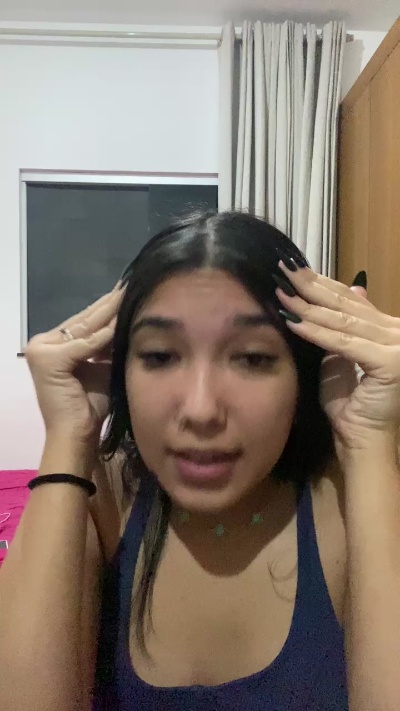 alice22 live cam on Cam4