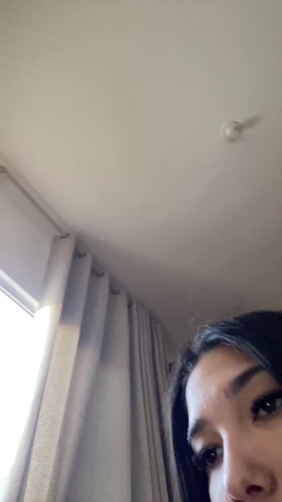 alice22 live cam on Cam4