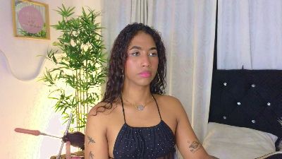 alicemassiel live cam on Cam4