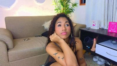 alicemassiel live cam on Cam4