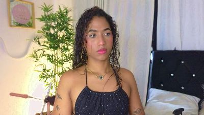 alicemassiel live cam on Cam4
