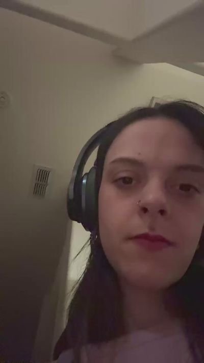 alicepractice5 live cam on Cam4