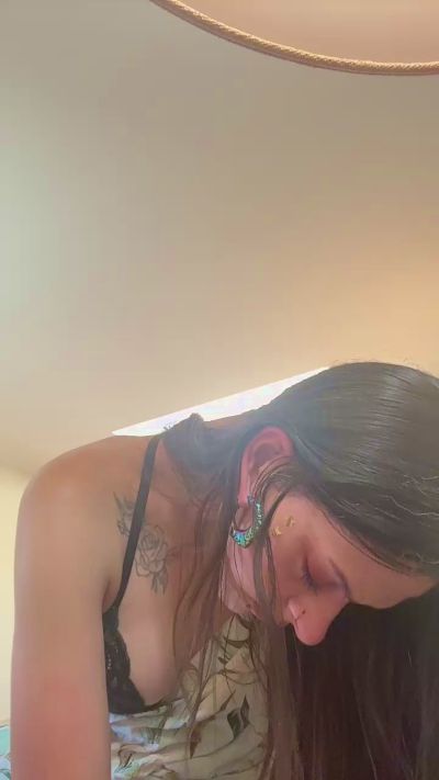 alicepractice5 live cam on Cam4