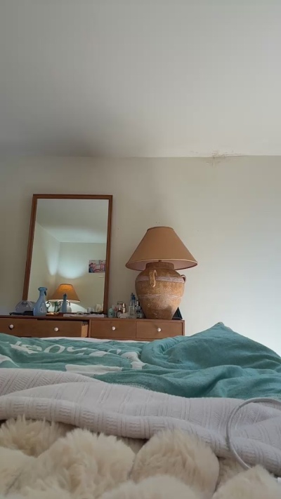 alicepractice5 live cam on Cam4
