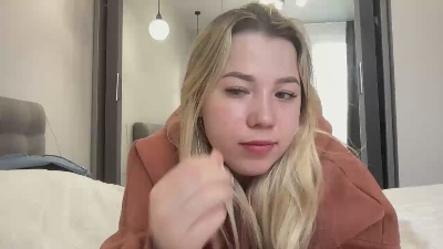 alicevis live cam on Cam4