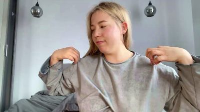 alicevis live cam on Cam4