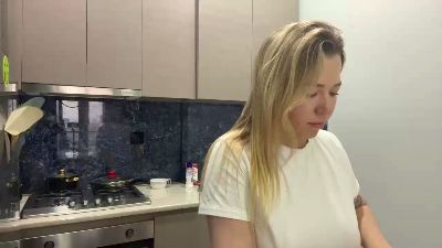 alicevis live cam on Cam4