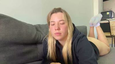 alicevis live cam on Cam4