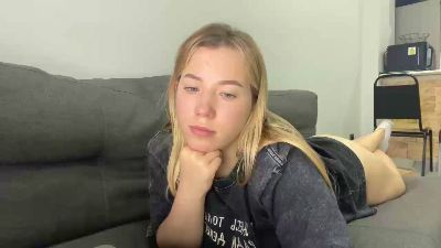 alicevis live cam on Cam4