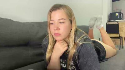 alicevis live cam on Cam4