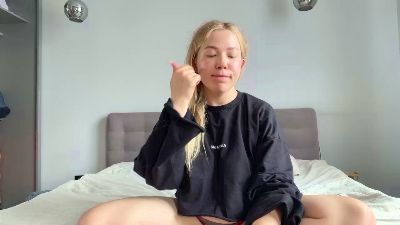 alicevis live cam on Cam4