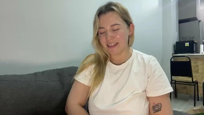 alicevis live cam on Cam4