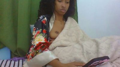 alicia5 live cam on Cam4