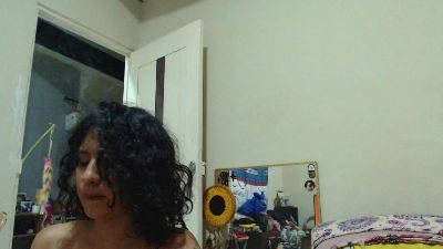 alinawoolf live cam on Cam4