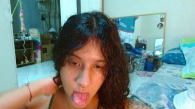 alinawoolf live cam on Cam4
