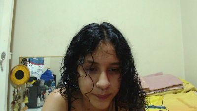 alinawoolf live cam on Cam4