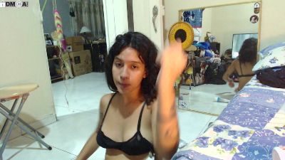 alinawoolf live cam on Cam4